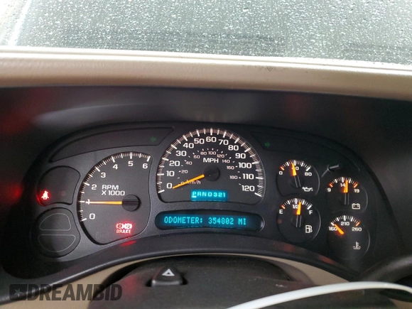2004 Chevrolet Suburban LS with VIN 3GNFK16Z64G170047, listed as a Copart auction lot 47558715 with 354,802 mi miles and Salvage Title. Bid and sale history available at carsss.com. Image 9.