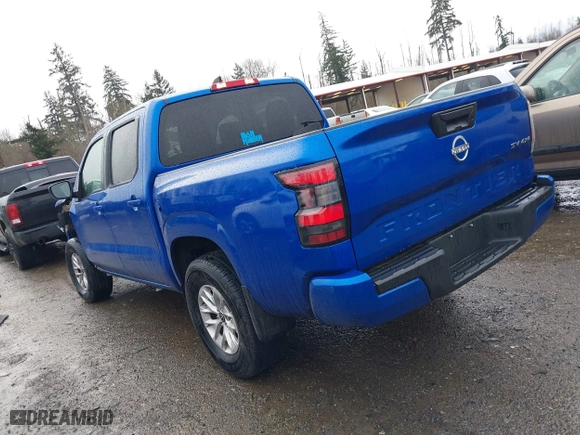 2024 Nissan Frontier PRO-4X with VIN 1N6ED1EK7RN642335, listed as a IAAI auction lot 41587972 with 3,076 mi miles. Bid and sale history available at carsss.com. Image 3.