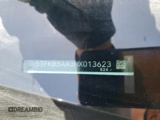 2022 Toyota Tundra SR z VIN 5TFKB5AA3NX013623, wystawiony jako Copart lot #56168634 z przebiegiem 3 038 mil mil oraz Szkoda całkowita • Salvage title. Historia ofert i sprzedaży dostępna na DreamBid. Obrazek 14.