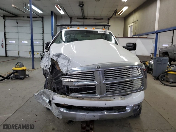 2004 Dodge Ram 3500 SLT with VIN 3D7LU38C74G201628, listed as a Copart auction lot 84041044 with 183,132 mi miles and Salvage Title. Bid and sale history available at carsss.com. Image 5.