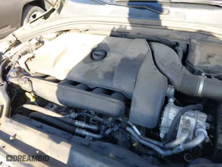2015 Volvo XC60 T6 Platinum with VIN YV4902RM4F2733932, listed as a IAAI auction lot 41321986 with 103,845 mi miles. Bid and sale history available at carsss.com. Image 10.