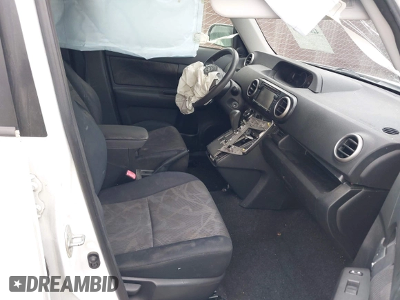 2014 Scion xB with VIN JTLZE4FEXEJ054060, listed as a IAAI auction lot 42096159 with 211,994 mi miles. Bid and sale history available at carsss.com. Image 5.