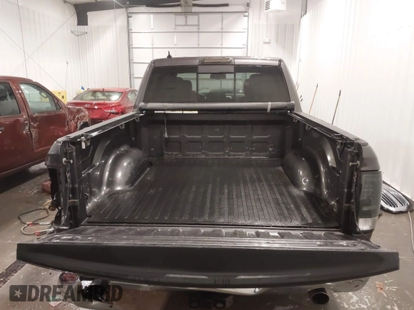 2015 Ram 1500 Big Horn with VIN 1C6RR7LT6FS697934, listed as a IAAI auction lot 41829260 with 191,612 mi miles. Bid and sale history available at carsss.com. Image 18.