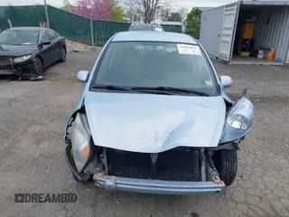 2008 Honda Fit with VIN JHMGD38468S060570, listed as a IAAI auction lot 42016018 with 133,574 mi miles. Bid and sale history available at carsss.com. Image 13.