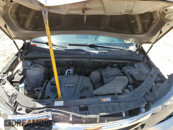 2013 Kia Sorento LX with VIN 5XYKT3A61DG372659, listed as a Copart auction lot 57787855 with 61,489 mi miles and Salvage title. Bid and sale history available at DreamBid. Image 12.