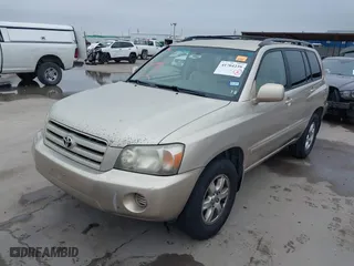 2006 Toyota Highlander with VIN JTEGP21A460115251, listed as a IAAI auction lot 41704239 with 207,327 mi miles. Bid and sale history available at carsss.com. Image 18.