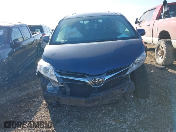 2018 Toyota Sienna XLE Auto Access Seat with VIN 5TDYZ3DC5JS934443, listed as a IAAI auction lot 41780089 with 74,363 mi miles and . Bid and sale history available at DreamBid. Image 12.