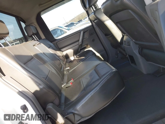 2007 Nissan Titan XE z VIN 1N6AA07B77N244215, wystawiony jako IAAI lot #41880030 z przebiegiem 138 405 mil mil oraz . Historia ofert i sprzedaży dostępna na DreamBid. Obrazek 8.