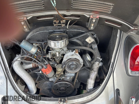 1971 Volkswagen Beetle with VIN 1112225516, listed as a Copart auction lot 64374845 with 84,201 mi miles and Salvage title. Bid and sale history available at DreamBid. Image 7.