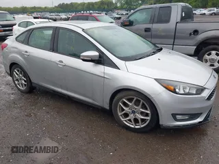 2015 Ford Focus SE z VIN 1FADP3F29FL302519, wystawiony jako IAAI lot #42387033 z przebiegiem Nie podano mil oraz . Historia ofert i sprzedaży dostępna na DreamBid. Obrazek 1.