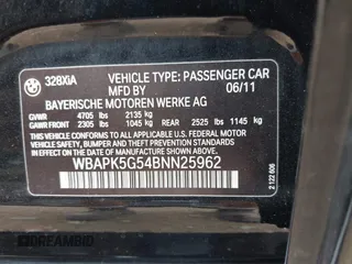 2011 BMW 3 Series 328i xDrive with VIN WBAPK5G54BNN25962, listed as a IAAI auction lot 42710304 with 112,886 mi miles and . Bid and sale history available at DreamBid. Image 9.