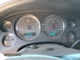 2007 GMC Sierra Denali z VIN 2GTEK638271695441, wystawiony jako Copart lot #57861314 z przebiegiem 233 123 mil mil oraz Szkody całkowita. Historia ofert i sprzedaży dostępna na DreamBid. Obrazek 9.