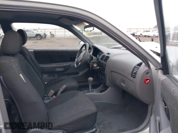 2005 Hyundai Accent GLS с VIN KMHCG35C25U359293, выставлен на аукционе IAAI как лот 41233474 с пробегом 148 344 миль миль и . История ставок и продаж доступна на DreamBid. Изображение 5.