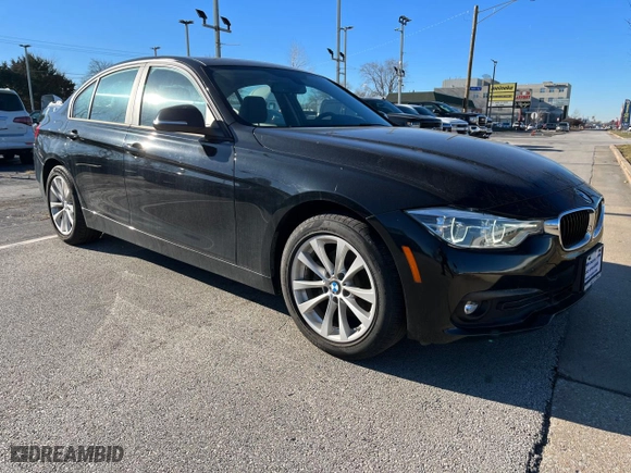 2018 BMW 3 Series 320i xDrive with VIN WBA8A3C5XJA491761, listed as a Copart auction lot 86257384 with 20,760 mi miles and Clean Title. Bid and sale history available at carsss.com. Image 1.