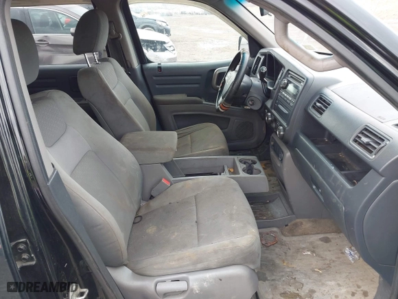 2011 Honda Ridgeline RTS with VIN 5FPYK1F47BB453556, listed as a IAAI auction lot 41868931 with 1 mi miles. Bid and sale history available at carsss.com. Image 5.