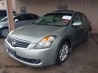 2007 Nissan Altima 2.5 S with VIN 1N4AL21E67C234966, listed as a IAAI auction lot 41910895 with 239,566 mi miles. Bid and sale history available at carsss.com. Image 2.