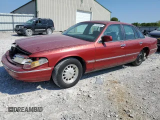 1997 Ford Crown Victoria LX z VIN 2FALP74W7VX148869, wystawiony jako Copart lot #69004924 z przebiegiem 226 648 mil mil oraz Szkoda całkowita • Salvage title. Historia ofert i sprzedaży dostępna na DreamBid. Obrazek 1.