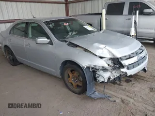 2010 Ford Fusion SE with VIN 3FAHP0HG3AR285574, listed as a IAAI auction lot 41830719 with 155,184 mi miles. Bid and sale history available at carsss.com. Image 1.