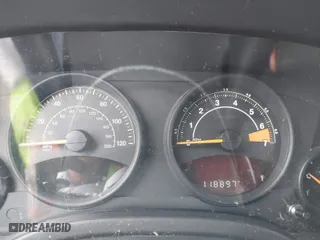2014 Jeep Patriot Latitude with VIN 1C4NJRFB3ED615996, listed as a IAAI auction lot 41871099 with 120,000 mi miles. Bid and sale history available at carsss.com. Image 7.