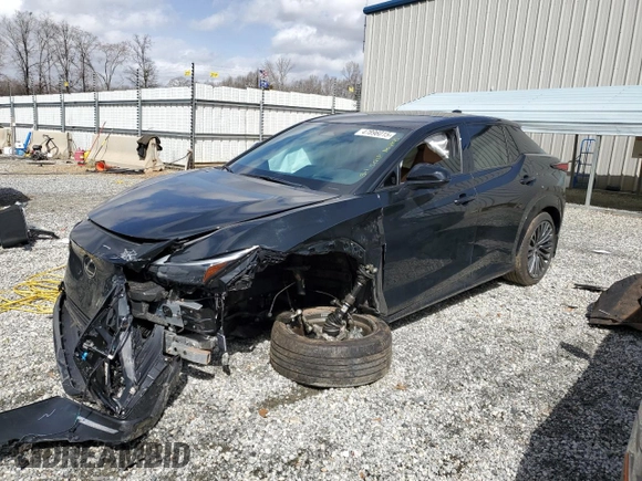 2023 Lexus RZ 450e Premium z VIN JTJAAAAB8PA018786, wystawiony jako Copart lot #47896015 z przebiegiem 14 665 mil mil oraz Szkoda całkowita • Salvage title. Historia ofert i sprzedaży dostępna na DreamBid. Obrazek 1.