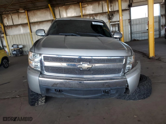 2007 Chevrolet Silverado 1500 LT w/1LT with VIN 2GCEC13C771612512, listed as a Copart auction lot 47241715 with 131,495 mi miles and Salvage Title. Bid and sale history available at carsss.com. Image 5.