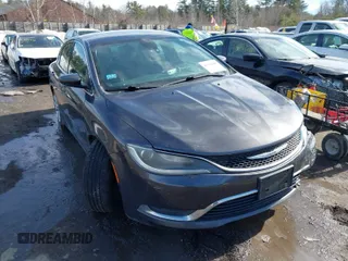2015 Chrysler 200 Limited z VIN 1C3CCCAB6FN681416, wystawiony jako IAAI lot #41768640 z przebiegiem 146 210 mil mil oraz . Historia ofert i sprzedaży dostępna na DreamBid. Obrazek 1.