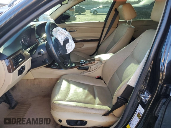 2008 BMW 3 Series 335i z VIN WBAVB77568NM06483, wystawiony jako Copart lot #49850085 z przebiegiem Nie podano mil oraz Szkoda całkowita • Salvage title. Historia ofert i sprzedaży dostępna na DreamBid. Obrazek 7.
