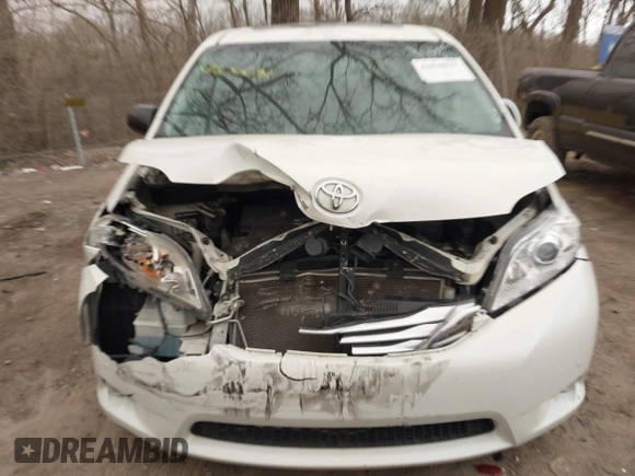 2011 Toyota Sienna XLE AAS with VIN 5TDYK3DC8BS003313, listed as a IAAI auction lot 41830631 with 214,514 mi miles and . Bid and sale history available at DreamBid. Image 12.