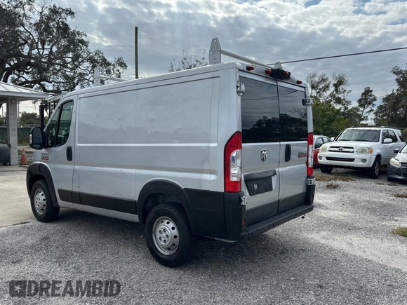 2019 Ram ProMaster Cargo with VIN 3C6TRVNGXKE557103, listed as a Copart auction lot 88736265 with 163,476 mi miles and Clean Title. Bid and sale history available at DreamBid. Image 3.