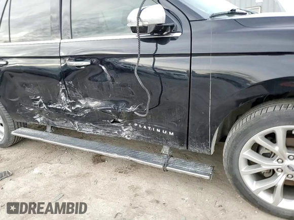 2019 Ford Expedition Max Platinum z VIN 1FMJK1MTXKEA57820, wystawiony jako Copart lot #82430554 z przebiegiem 74 363 mil mil oraz Szkoda całkowita • Salvage title. Historia ofert i sprzedaży dostępna na DreamBid. Obrazek 12.
