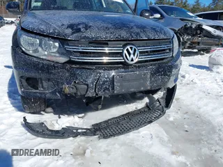 2017 Volkswagen Tiguan S with VIN WVGBV7AX7HK049500, listed as a IAAI auction lot 41632573 with 83,362 mi miles and . Bid and sale history available at DreamBid. Image 6.