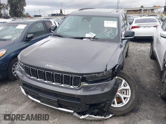 2023 Jeep Grand Cherokee Limited with VIN 1C4RJJBG3P8822047, listed as a IAAI auction lot 41232225 with 39,845 mi miles and . Bid and sale history available at DreamBid. Image 13.