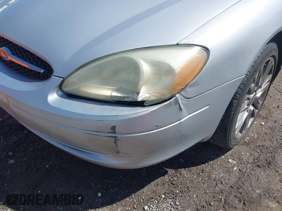 2003 Ford Taurus SE Standard with VIN 1FAFP53U83A166112, listed as a IAAI auction lot 41945480 with 173,593 mi miles. Bid and sale history available at carsss.com. Image 6.