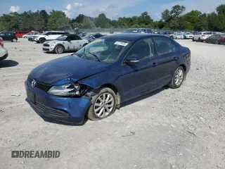2012 Volkswagen Jetta SE with VIN 3VWDP7AJ7CM062149, listed as a Copart auction lot 62779485 with 154,771 mi miles and Salvage title. Bid and sale history available at DreamBid. Image 1.