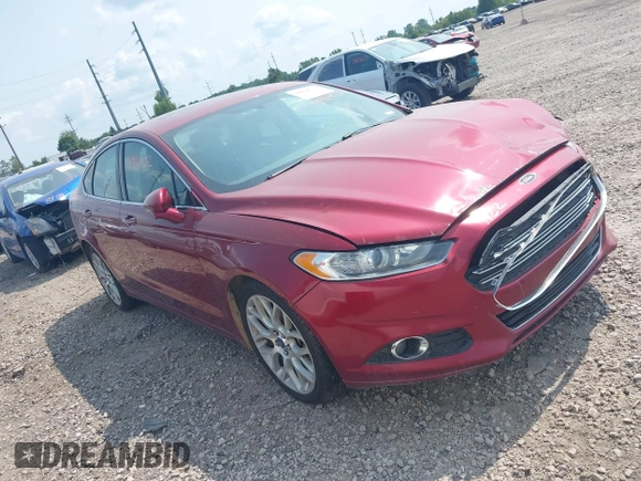 2013 Ford Fusion Titanium with VIN 3FA6P0D98DR333167, listed as a IAAI auction lot 39914722 with 200,851 mi miles. Bid and sale history available at carsss.com. Image 1.