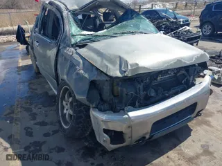 2004 Nissan Titan LE with VIN 1N6AA07B54N565729, listed as a IAAI auction lot 41813726 with 168,029 mi miles. Bid and sale history available at carsss.com. Image 6.