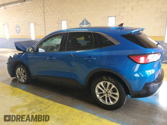 2020 Ford Escape SE с VIN 1FMCU0G62LUC15643, выставлен на аукционе Copart как лот 62939205 с пробегом 83 979 миль миль и Чистый • Clean title. История ставок и продаж доступна на DreamBid. Изображение 2.