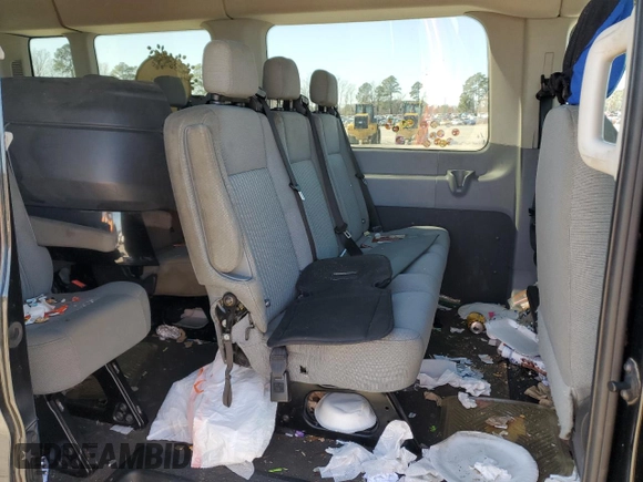 2015 Ford Transit Passenger XL z VIN 1FBAX2CM4FKB22551, wystawiony jako Copart lot #48118205 z przebiegiem 175 297 mil mil oraz Szkoda całkowita • Salvage title. Historia ofert i sprzedaży dostępna na DreamBid. Obrazek 11.