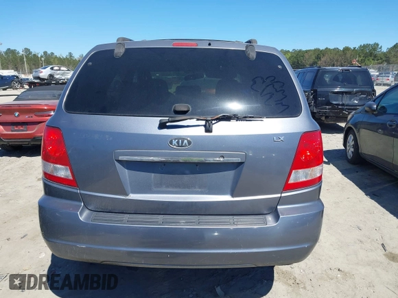 2006 Kia Sorento LX with VIN KNDJD733965596468, listed as a IAAI auction lot 41854438 with 205,028 mi miles and . Bid and sale history available at DreamBid. Image 15.