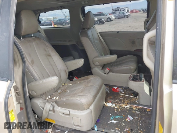 2013 Toyota Sienna XLE AAS with VIN 5TDYK3DC1DS333877, listed as a IAAI auction lot 40481401 with 183,658 mi miles and . Bid and sale history available at carsss.com. Image 8.