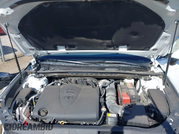 2019 Toyota Avalon XLE with VIN 4T1BZ1FB8KU030044, listed as a IAAI auction lot 41436242 with 56,261 mi miles and . Bid and sale history available at carsss.com. Image 10.