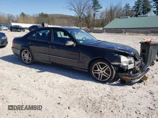 2008 Mercedes-Benz E 550 with VIN WDBUF90X88B286888, listed as a Copart auction lot 51323844 with 135,128 mi miles and Clean Title. Bid and sale history available at carsss.com. Image 4.