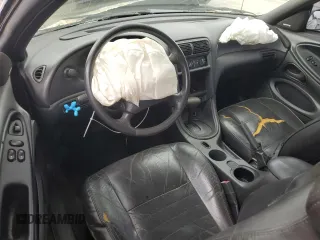 2001 Ford Mustang GT Deluxe с VIN 1FAFP42X11F204964, выставлен на аукционе Copart как лот 60485175 с пробегом Не указан миль и Чистый • Clean title. История ставок и продаж доступна на DreamBid. Изображение 8.