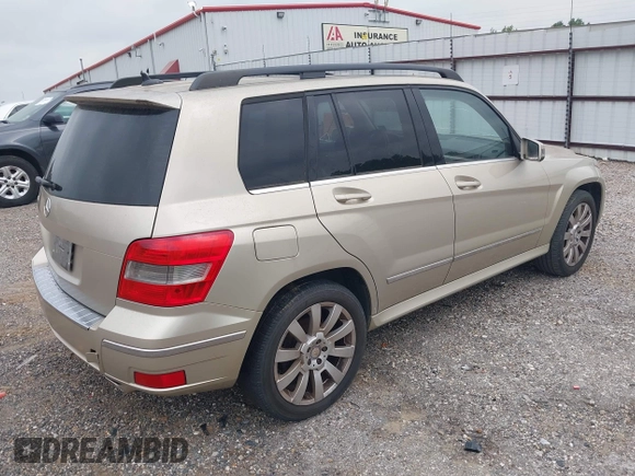 2011 Mercedes-Benz GLK 350 with VIN WDCGG5GBXBF596646, listed as a IAAI auction lot 42247967 with 209,512 mi miles and . Bid and sale history available at DreamBid. Image 4.