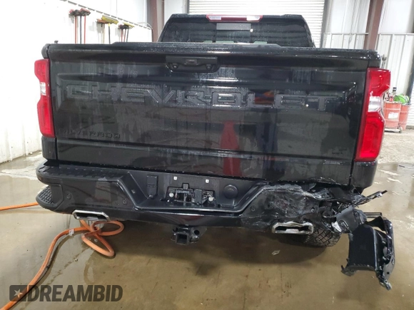 2022 Chevrolet Silverado 1500 LT Trail Boss with VIN 3GCUDFED1NG634831, listed as a Copart auction lot 50581235 with 7,105 mi miles and Salvage Title. Bid and sale history available at DreamBid. Image 6.