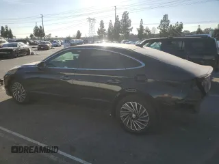 2020 Hyundai Sonata Hybrid Ultimate with VIN KMHL34JJXLA012105, listed as a Copart auction lot 76927134 with 66,897 mi miles and Salvage Title. Bid and sale history available at carsss.com. Image 2.