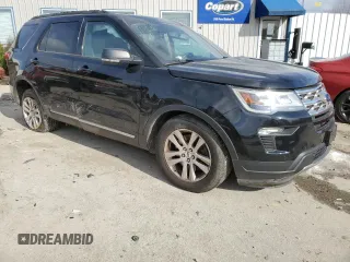 2018 Ford Explorer XLT with VIN 1FM5K8DH2JGB37301, listed as a Copart auction lot 88904155 with 88,029 mi miles and Non Repairable. Bid and sale history available at carsss.com. Image 4.