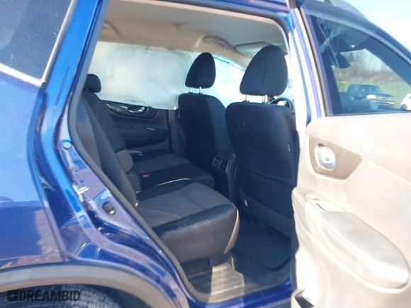 2020 Nissan Rogue SV with VIN JN8AT2MV5LW120542, listed as a IAAI auction lot 40734912 with 60,283 mi miles. Bid and sale history available at carsss.com. Image 8.