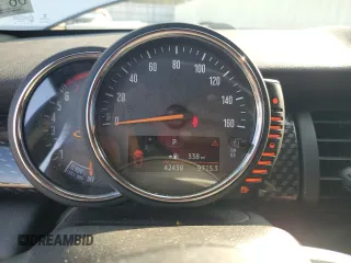 2017 MINI Convertible Cooper S z VIN WMWWG9C33H3C82371, wystawiony jako Copart lot #82549924 z przebiegiem 42 439 mil mil oraz Szkoda całkowita • Salvage title. Historia ofert i sprzedaży dostępna na DreamBid. Obrazek 9.