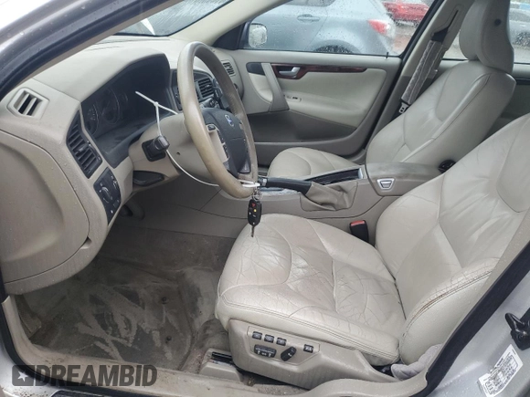 2006 Volvo V70 2.4L with VIN YV1SW612062556973, listed as a Copart auction lot 52235015 with 114,431 mi miles and Salvage Title. Bid and sale history available at DreamBid. Image 7.